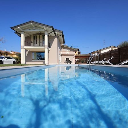 Villa Zarina - Up To 12 People Peschiera del Garda Exterior photo